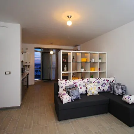 A&a Luxury Allezi Apartment *
